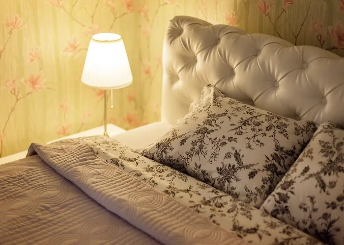 Gabriele In Old Town